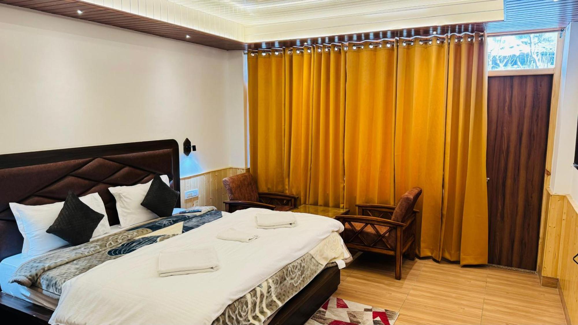 Hotel The Midnight Garden Manali Exterior foto