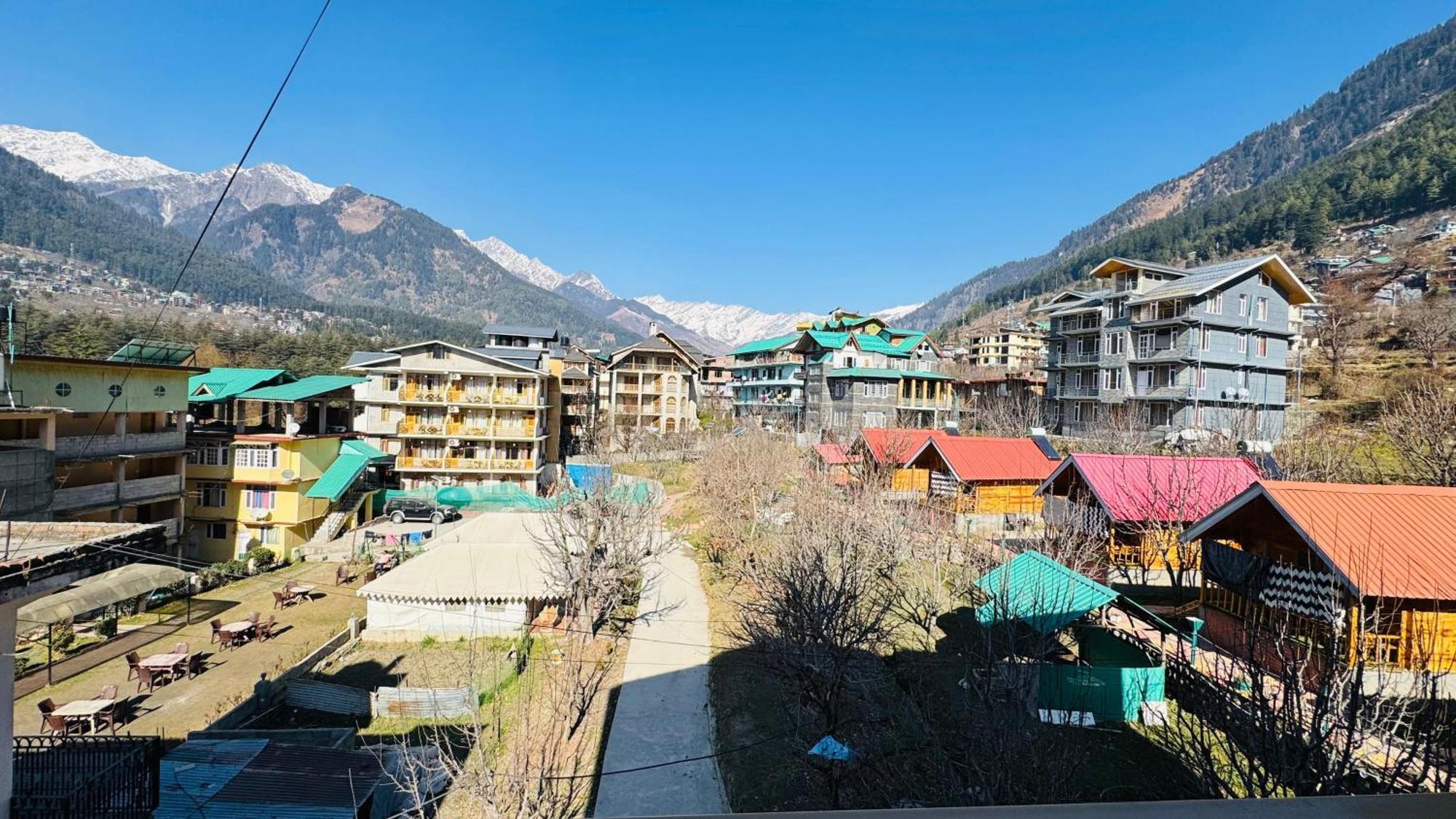 Hotel The Midnight Garden Manali Exterior foto